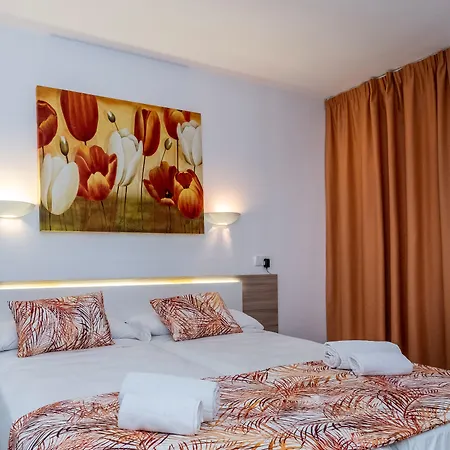 Aparthotel Sol Parc &