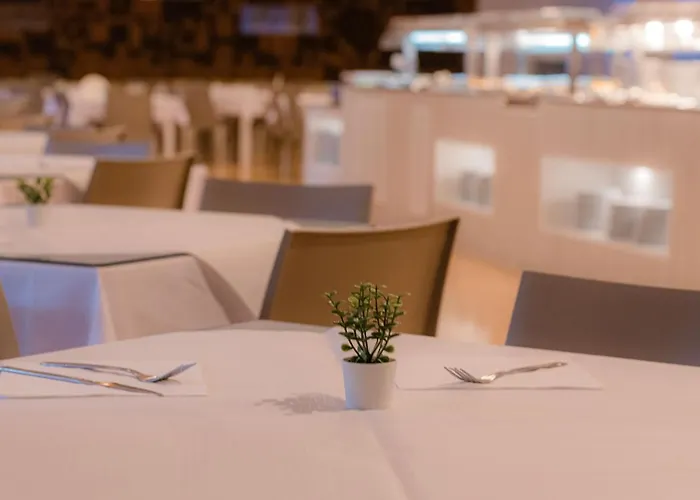 Apartahotel Sol Parc & 3*